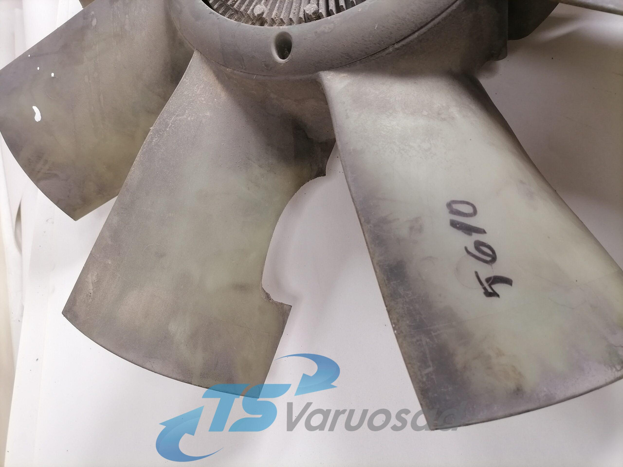 Scania Cooling fan 1392261 - Ventilator für LKW: das Bild 5 Scania Cooling fan 1392261 - Ventilator für LKW: das Bild 5