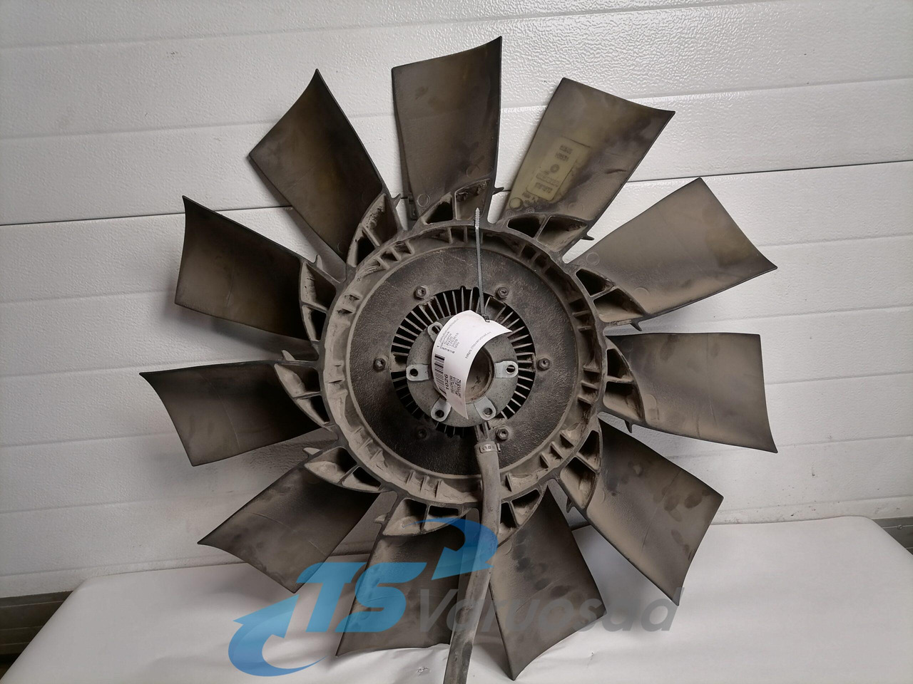 Scania Cooling fan 1763618 - Ventilator für LKW: das Bild 2 Scania Cooling fan 1763618 - Ventilator für LKW: das Bild 2