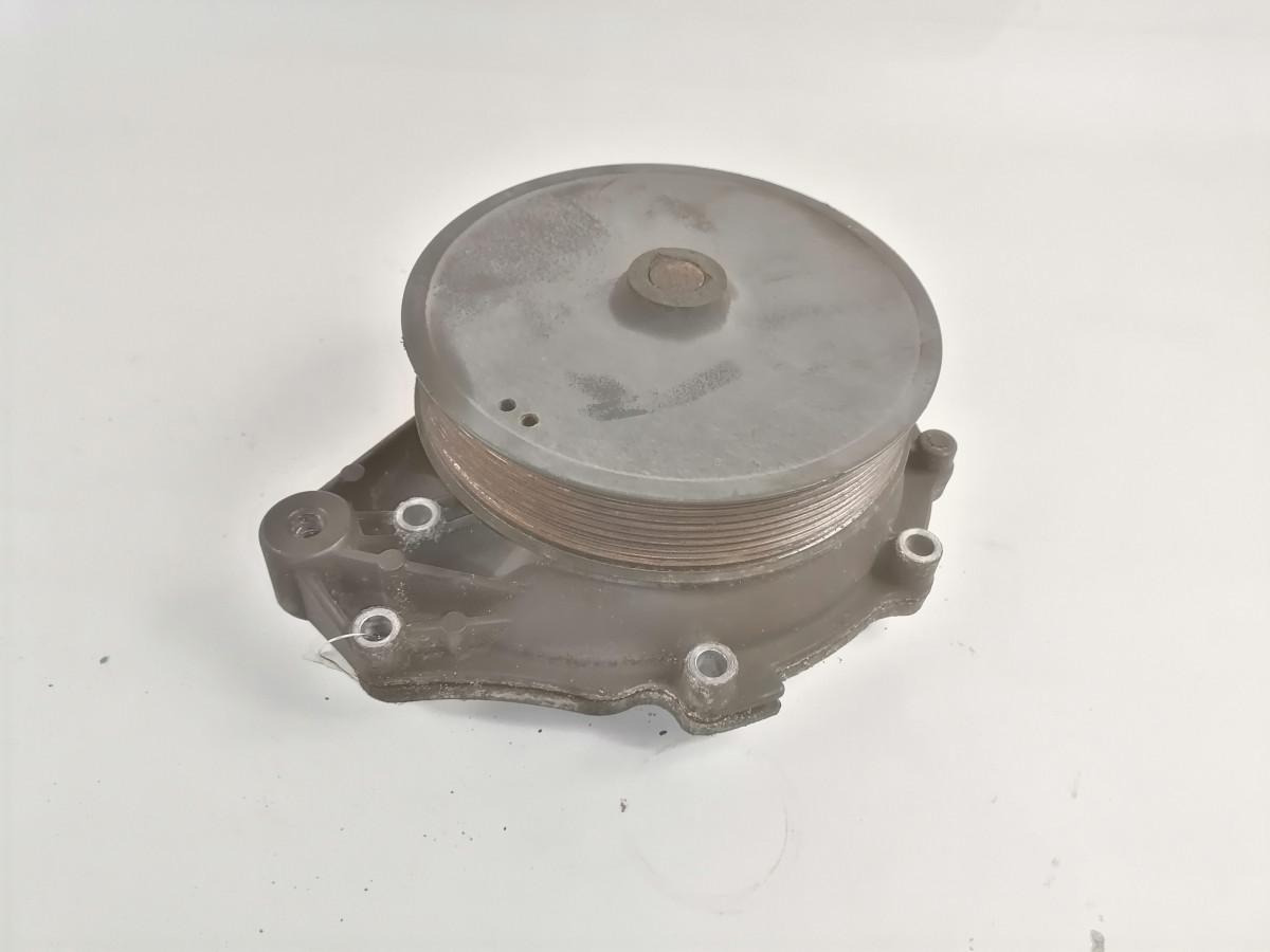 Scania Cooling pump 2310615 - Kühlmittelpumpe für LKW: das Bild 2 Scania Cooling pump 2310615 - Kühlmittelpumpe für LKW: das Bild 2