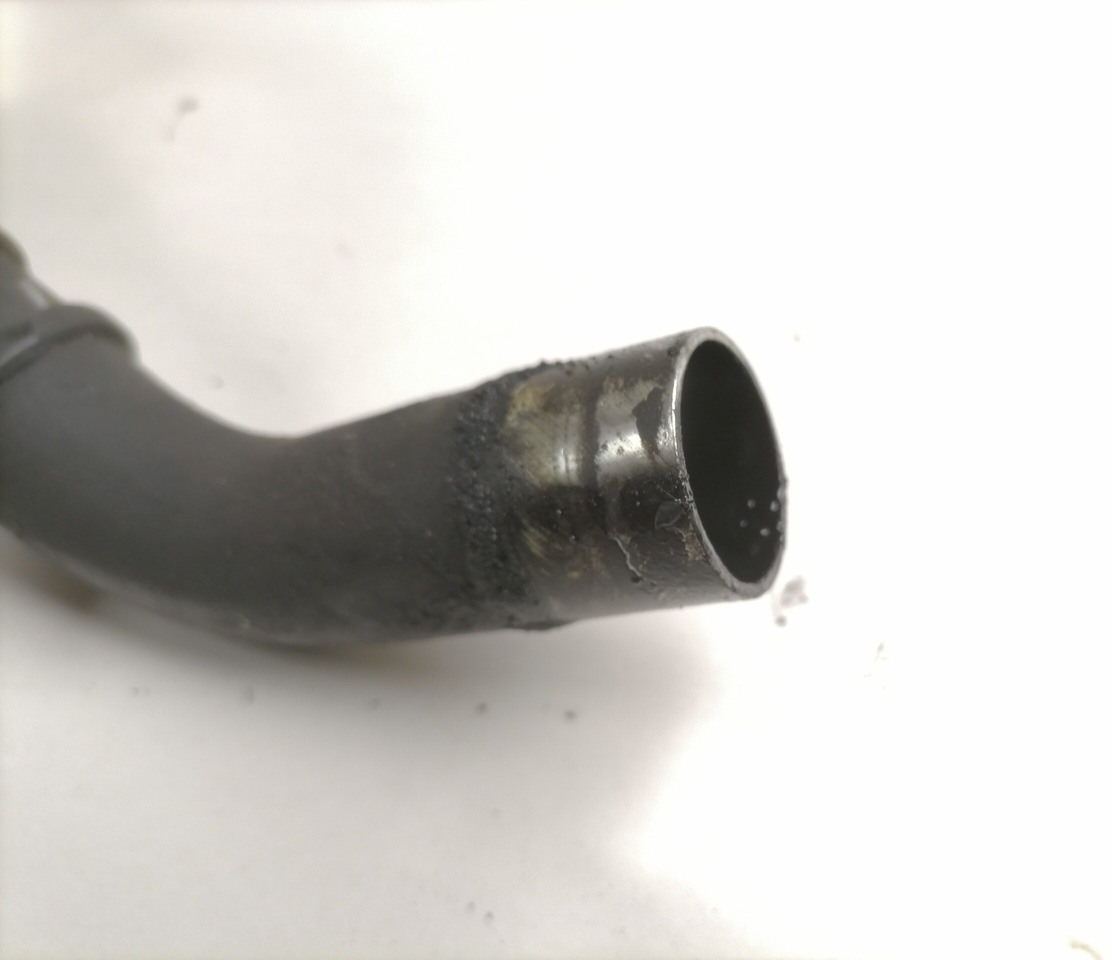 Scania Crankcase Ventilation Pipe 1858989 - Kurbelgehäuse für LKW: das Bild 2 Scania Crankcase Ventilation Pipe 1858989 - Kurbelgehäuse für LKW: das Bild 2