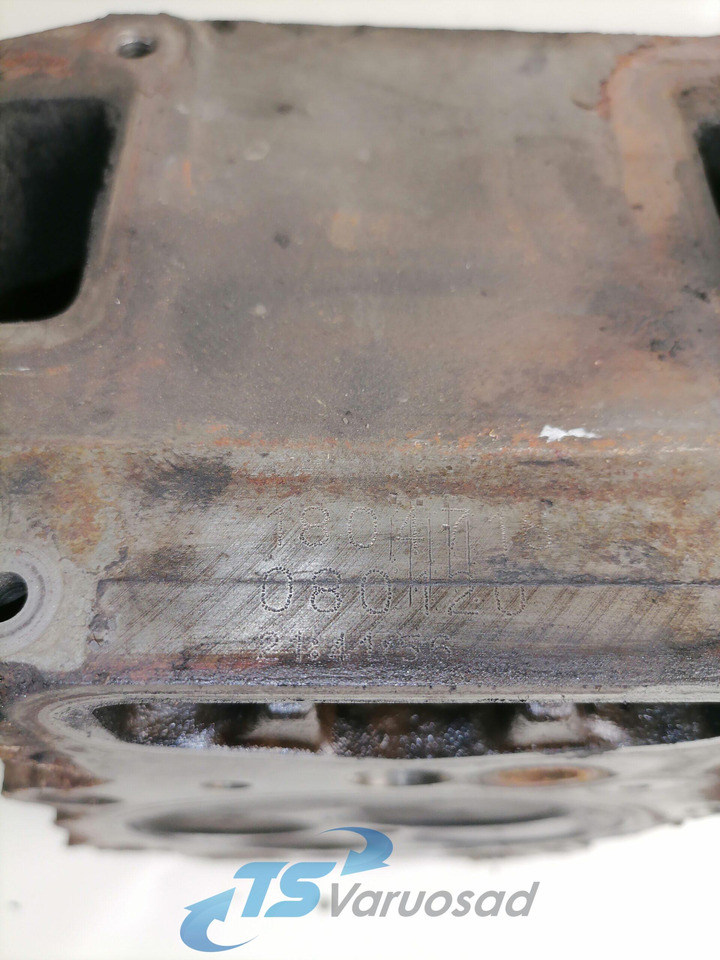 Scania Cylinder head, HPI 1804716 - Zylinderkopf für LKW: das Bild 4 Scania Cylinder head, HPI 1804716 - Zylinderkopf für LKW: das Bild 4