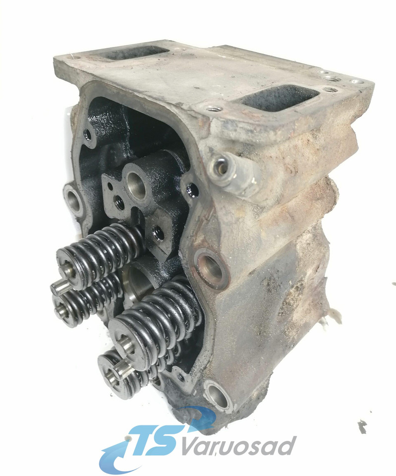 Scania Cylinder head, HPI 1804716 - Zylinderkopf für LKW: das Bild 1 Scania Cylinder head, HPI 1804716 - Zylinderkopf für LKW: das Bild 1