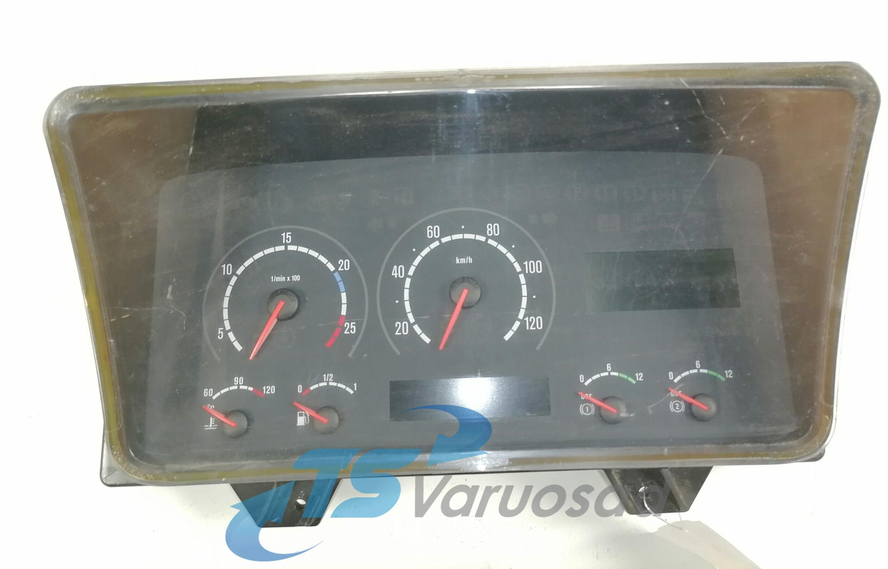 Scania Dashboard 1542682 - Armaturenbrett für LKW: das Bild 2 Scania Dashboard 1542682 - Armaturenbrett für LKW: das Bild 2
