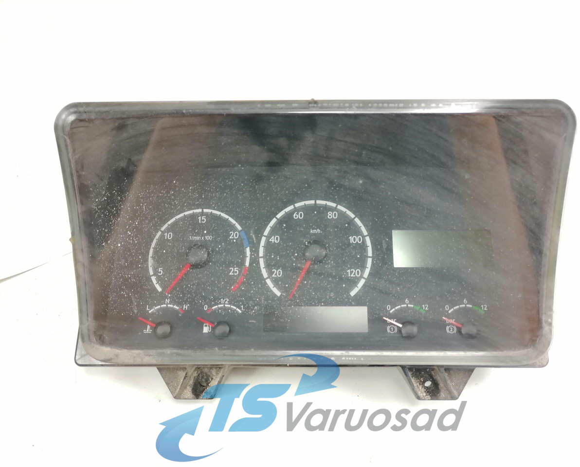 Scania Dashboard 1849503 - Armaturenbrett für LKW: das Bild 2 Scania Dashboard 1849503 - Armaturenbrett für LKW: das Bild 2