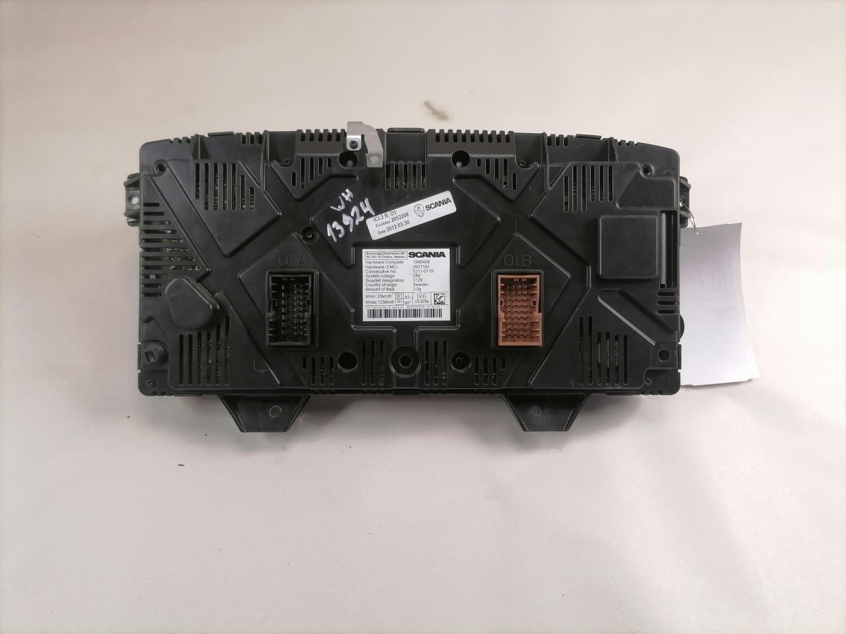 Scania Dashboard 2052208 - Armaturenbrett für LKW: das Bild 4 Scania Dashboard 2052208 - Armaturenbrett für LKW: das Bild 4