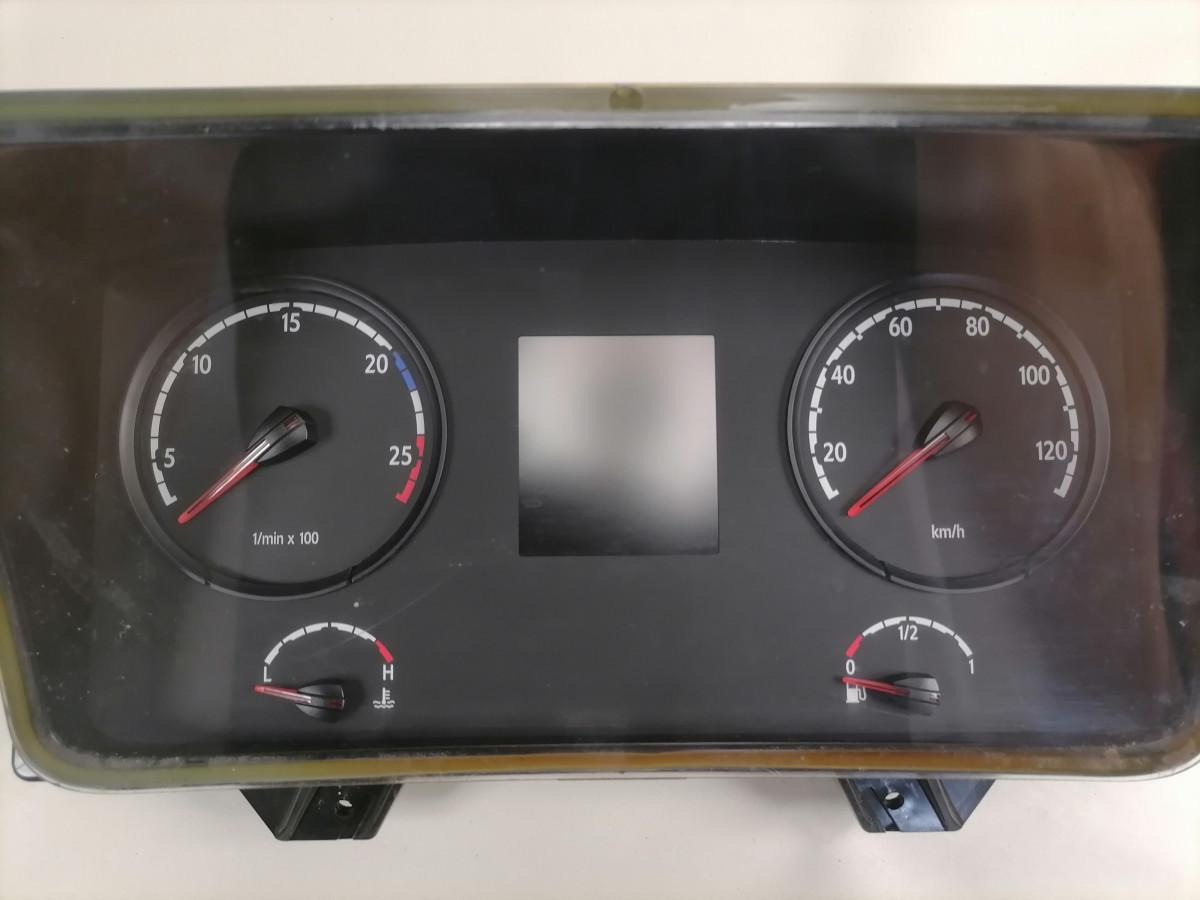 Scania Dashboard 2052208 - Armaturenbrett für LKW: das Bild 3 Scania Dashboard 2052208 - Armaturenbrett für LKW: das Bild 3