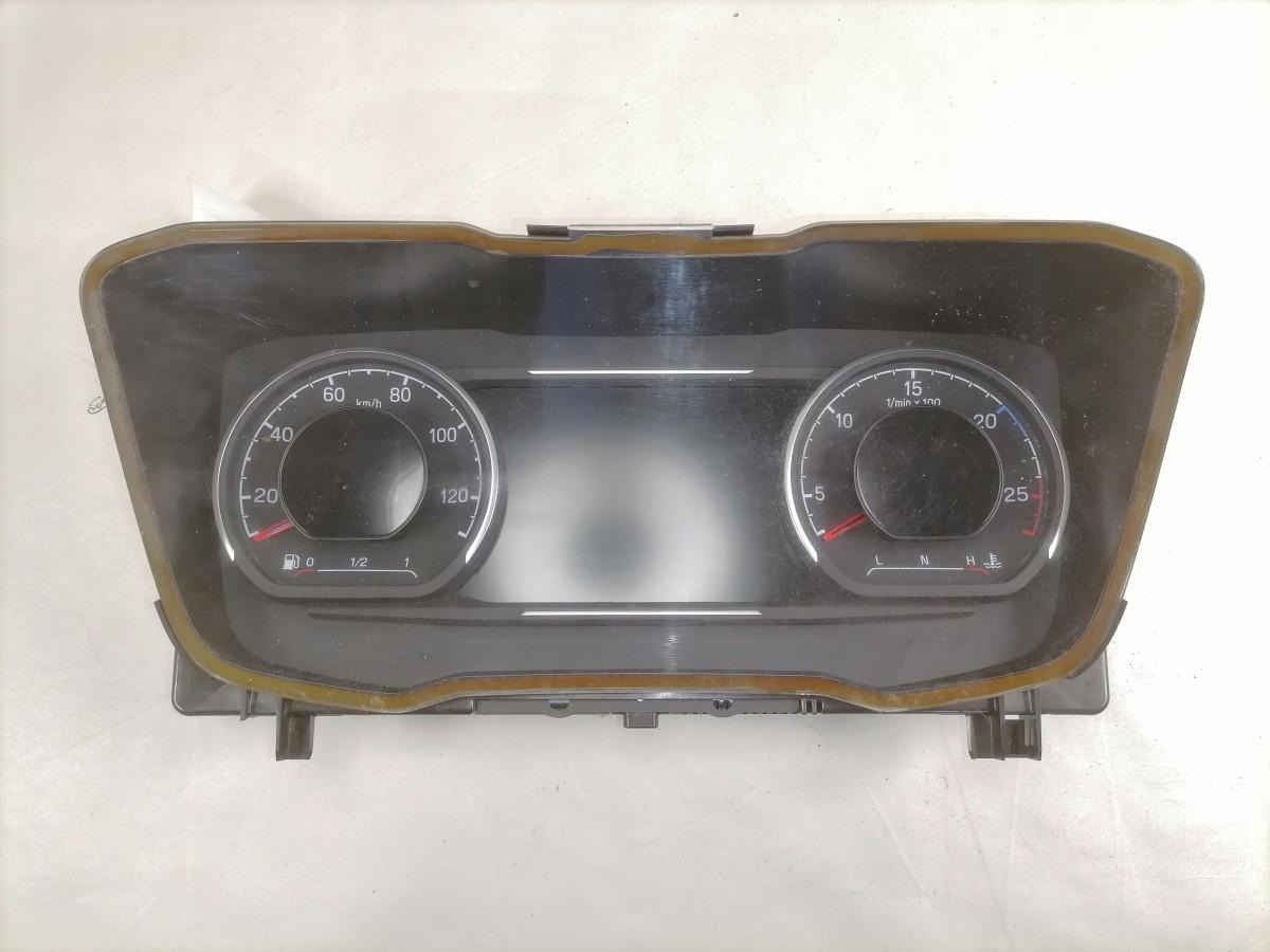 Scania Dashboard 2496979 - Armaturenbrett für LKW: das Bild 3 Scania Dashboard 2496979 - Armaturenbrett für LKW: das Bild 3