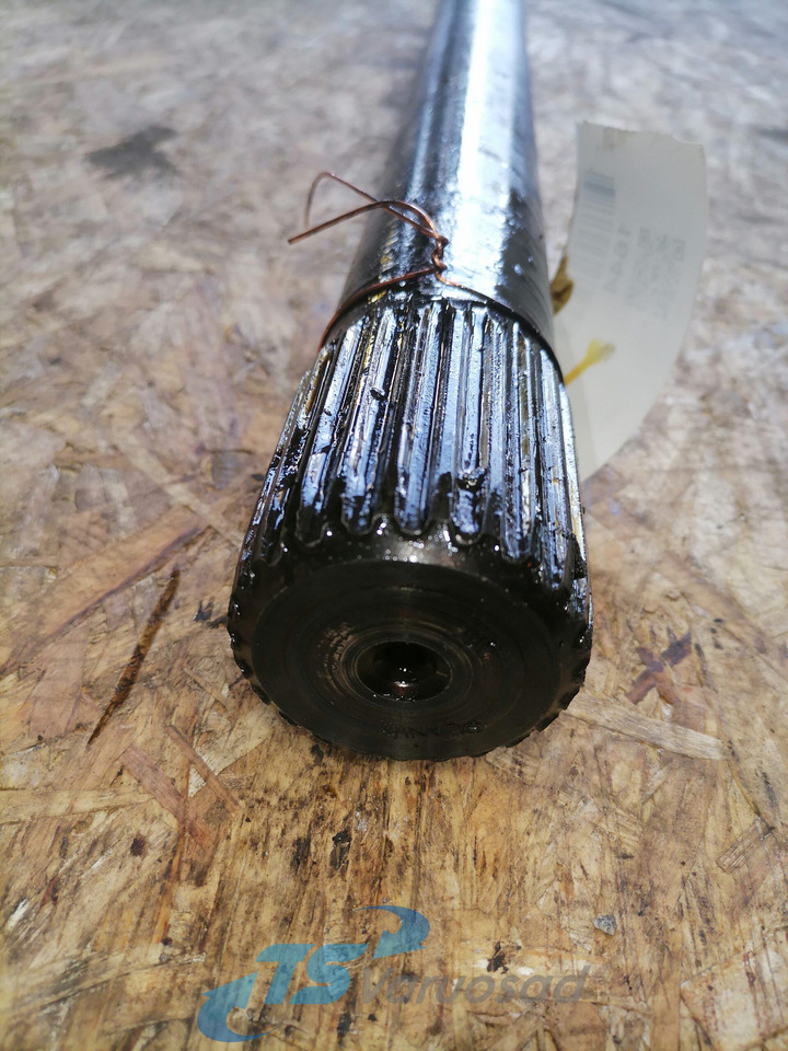 Scania Drive shaft 1315681 - Antriebswelle für LKW: das Bild 4 Scania Drive shaft 1315681 - Antriebswelle für LKW: das Bild 4