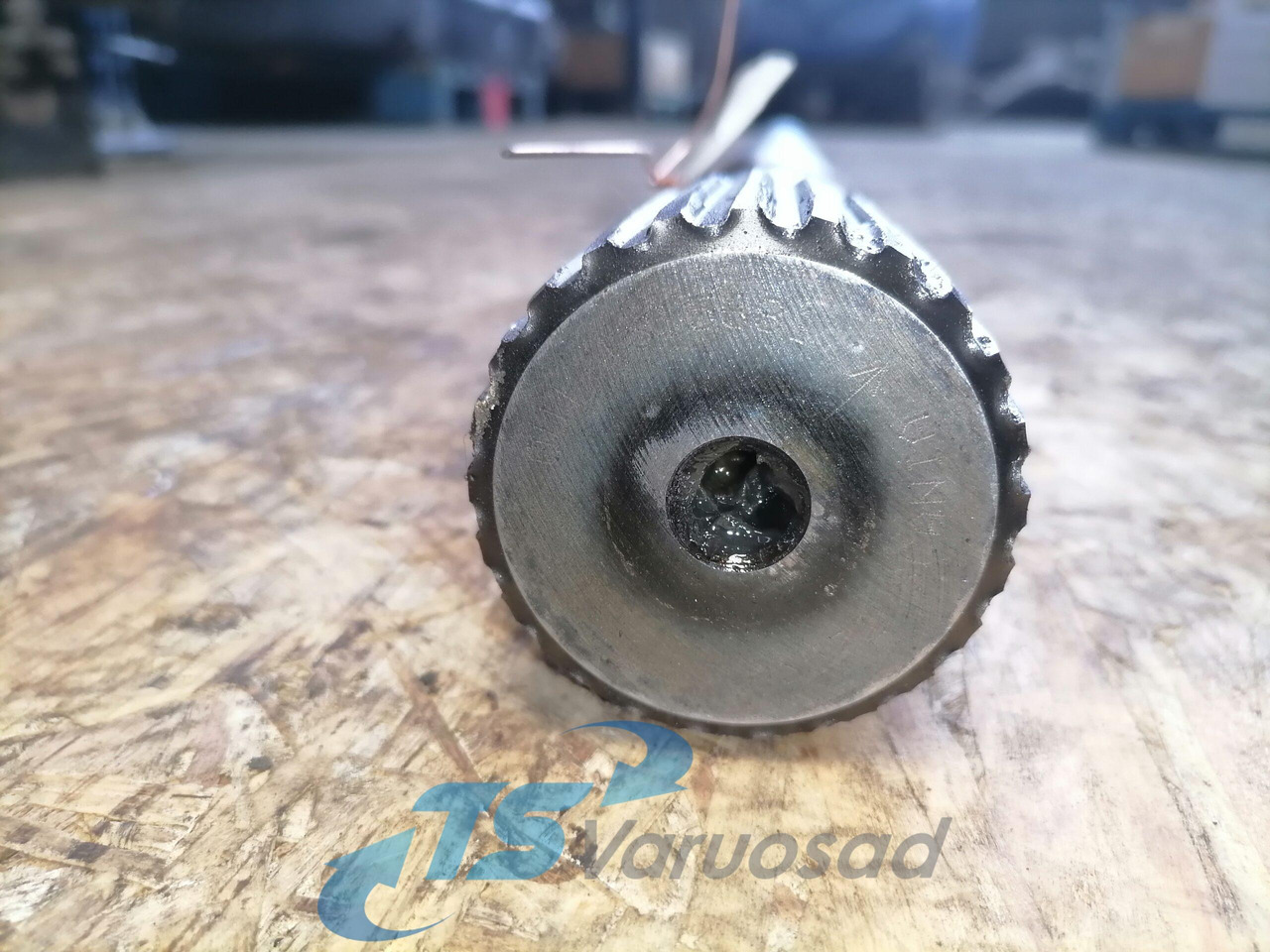 Scania Drive shaft 1315681 - Antriebswelle für LKW: das Bild 5 Scania Drive shaft 1315681 - Antriebswelle für LKW: das Bild 5