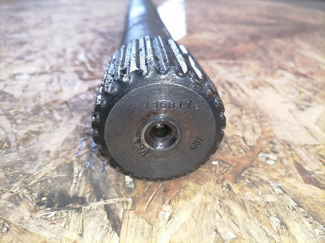 Scania Drive shaft 1368178 - Antriebswelle für LKW: das Bild 3 Scania Drive shaft 1368178 - Antriebswelle für LKW: das Bild 3