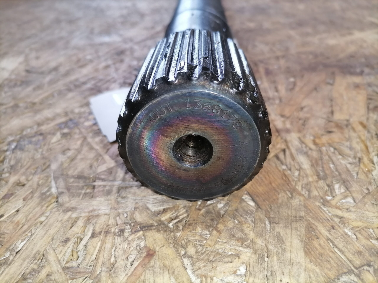Scania Drive shaft 1368178 - Antriebswelle für LKW: das Bild 4 Scania Drive shaft 1368178 - Antriebswelle für LKW: das Bild 4