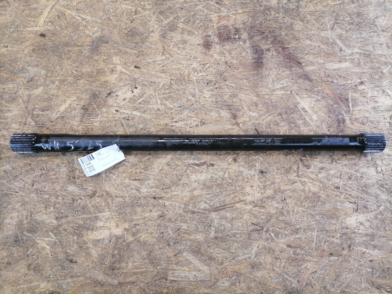 Scania Drive shaft 1368178 - Antriebswelle für LKW: das Bild 2 Scania Drive shaft 1368178 - Antriebswelle für LKW: das Bild 2