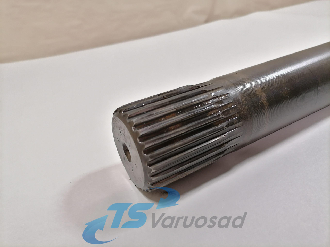 Scania Drive shaft 1761195 - Antriebswelle für LKW: das Bild 2 Scania Drive shaft 1761195 - Antriebswelle für LKW: das Bild 2