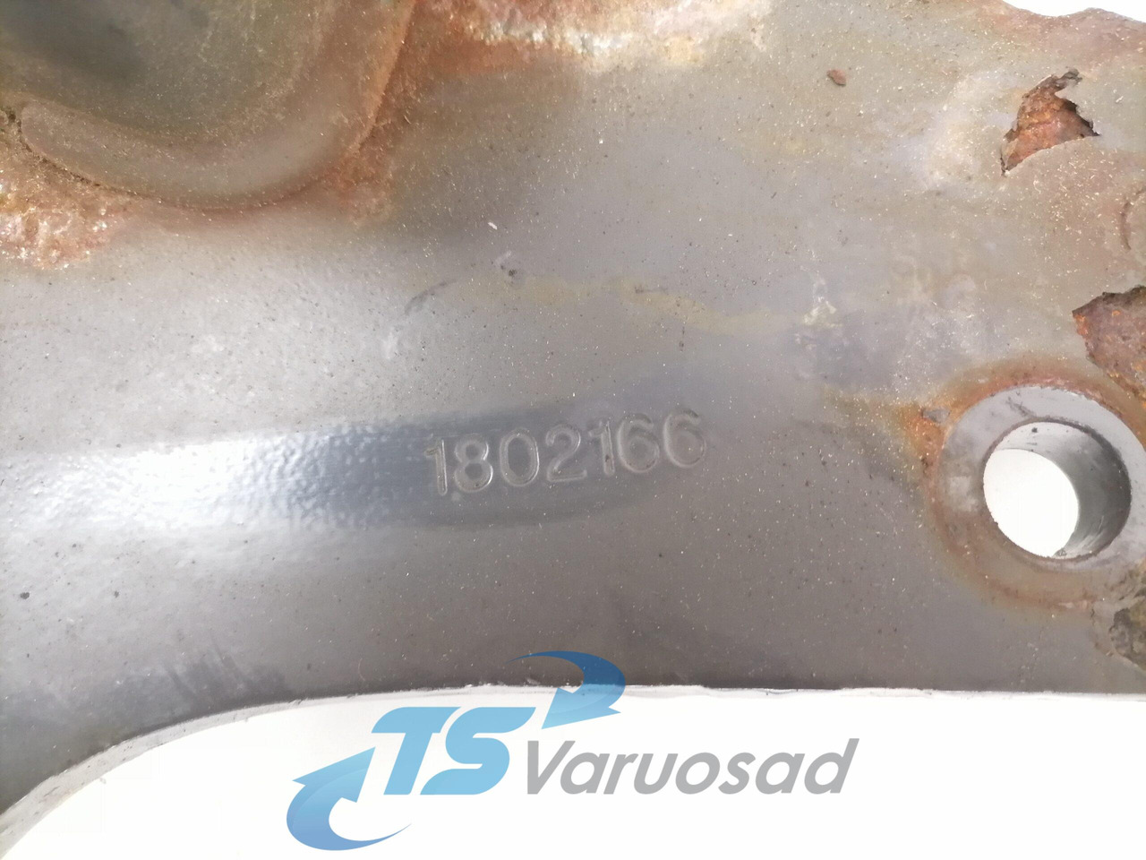 Scania Front bumper carrier 1802166 - Stoßstange für LKW: das Bild 2 Scania Front bumper carrier 1802166 - Stoßstange für LKW: das Bild 2