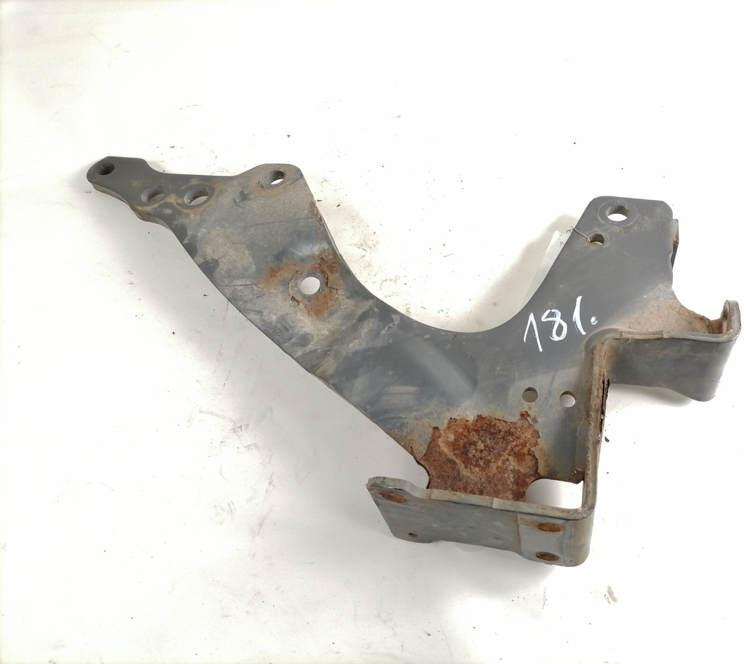Scania Front bumper carrier 1802166 - Stoßstange für LKW: das Bild 3 Scania Front bumper carrier 1802166 - Stoßstange für LKW: das Bild 3