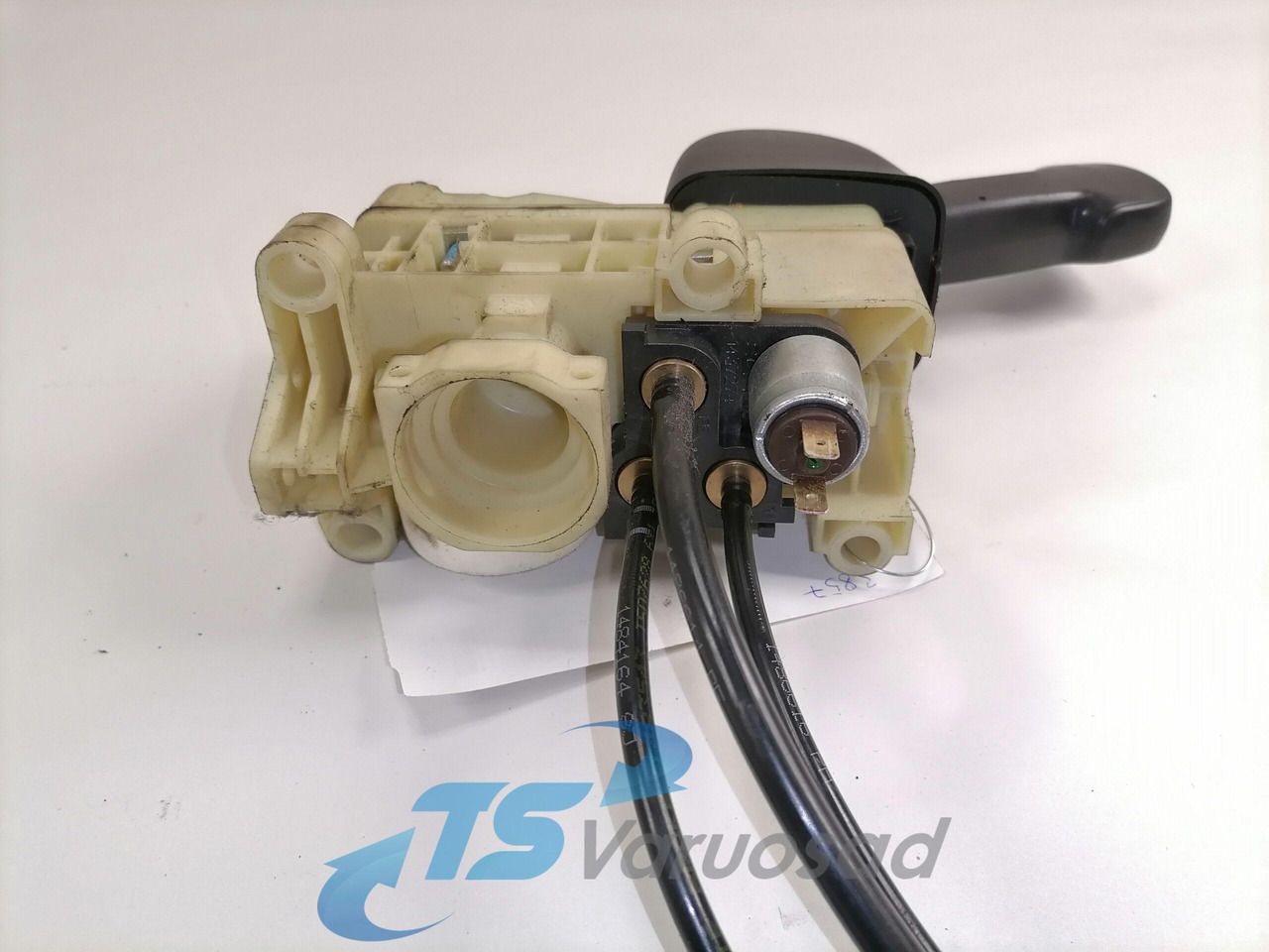 Scania Handbrake control lever 1882115 - Universalteil für LKW: das Bild 2 Scania Handbrake control lever 1882115 - Universalteil für LKW: das Bild 2