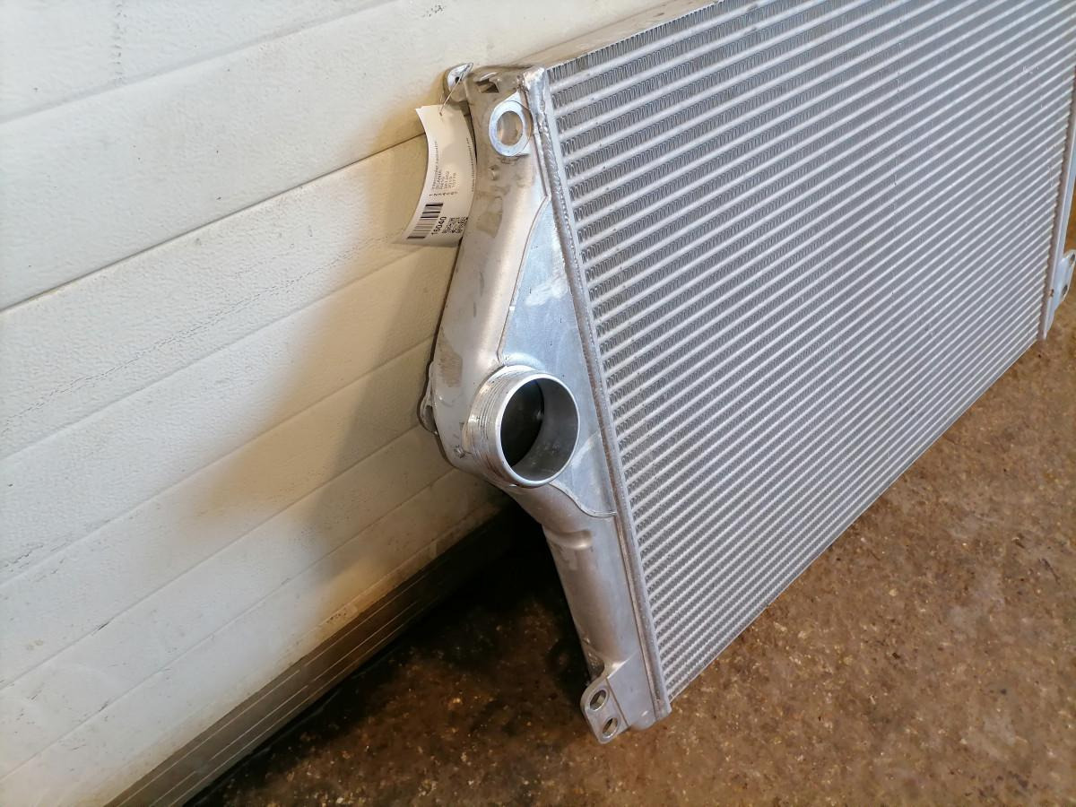 Scania Intercooler radiator 961262 - Interkühler für LKW: das Bild 3 Scania Intercooler radiator 961262 - Interkühler für LKW: das Bild 3