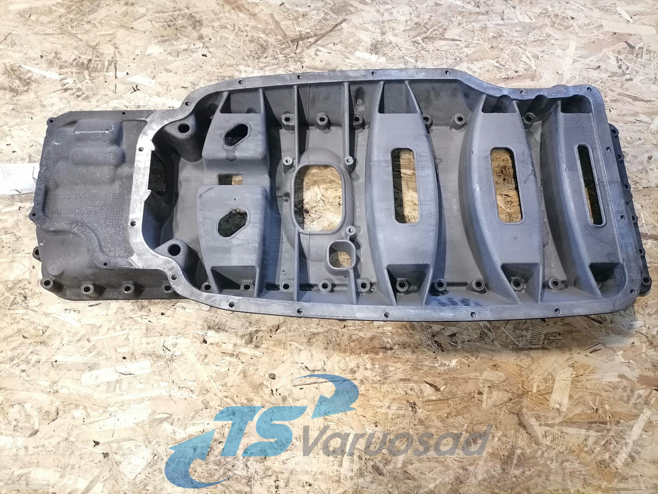 Scania Ladder frame 1942851 - Ölwanne für LKW: das Bild 4 Scania Ladder frame 1942851 - Ölwanne für LKW: das Bild 4