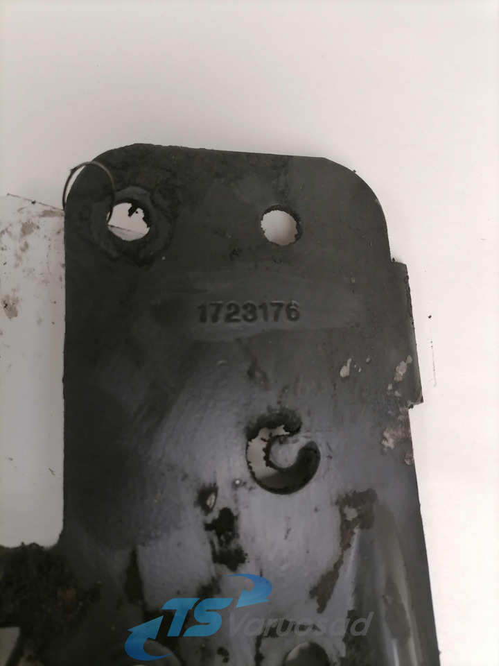 Scania Mudguard bracket 1723176 - Universalteil für LKW: das Bild 2 Scania Mudguard bracket 1723176 - Universalteil für LKW: das Bild 2