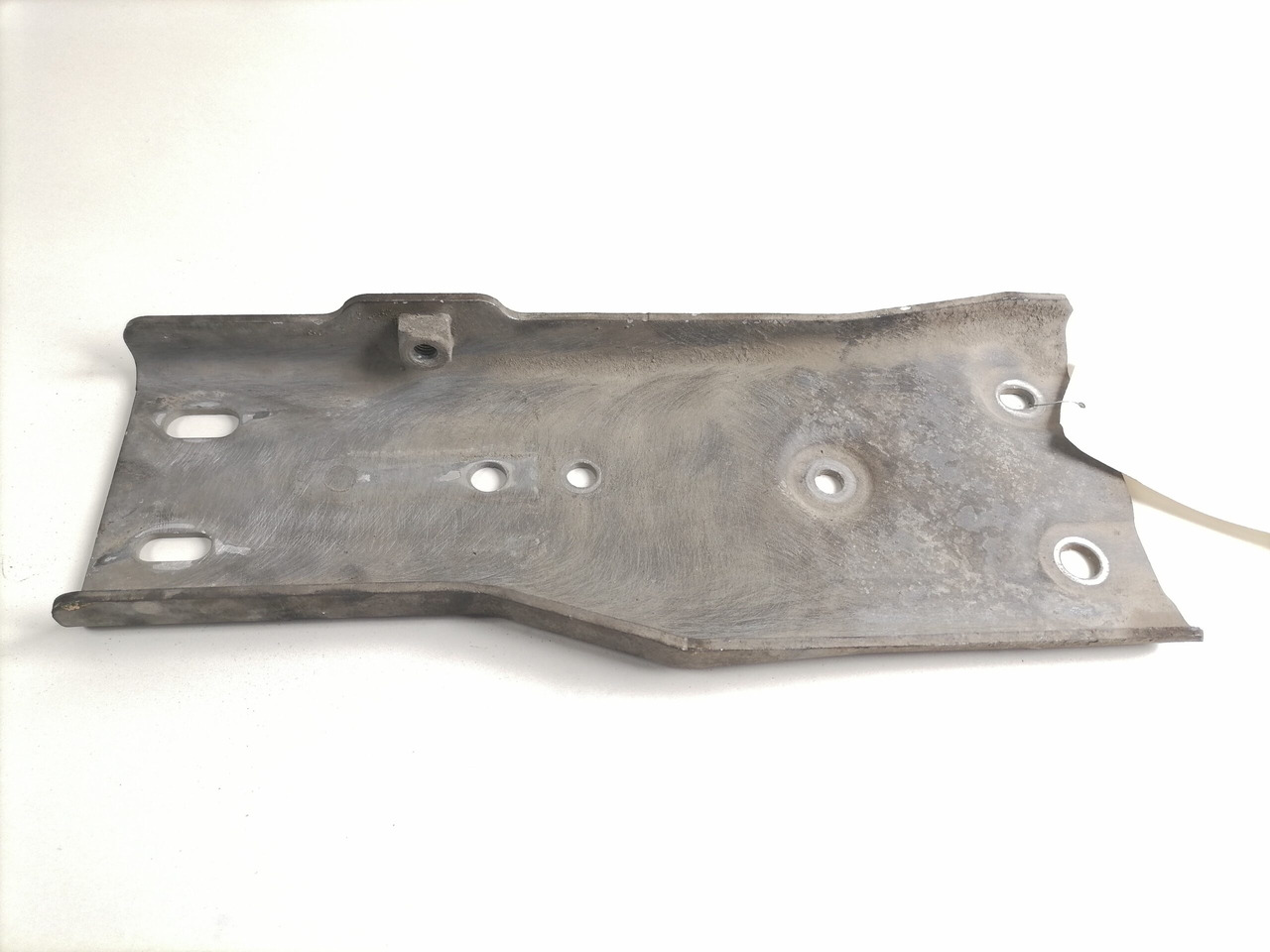 Scania Muffler carrier 1497658 - Schalldämpfer für LKW: das Bild 3 Scania Muffler carrier 1497658 - Schalldämpfer für LKW: das Bild 3