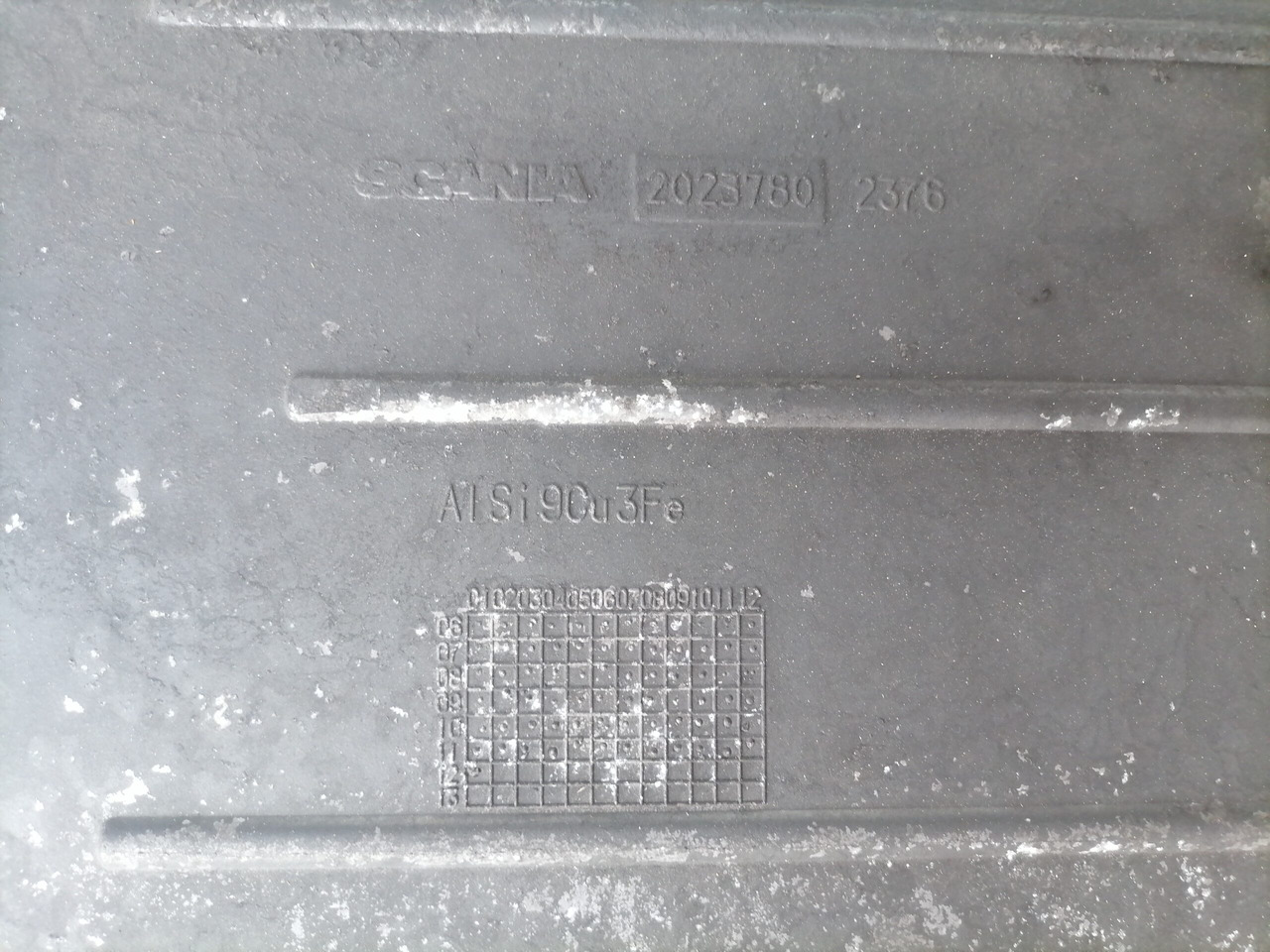 Scania Oil sump 2023780 - Ölwanne für LKW: das Bild 3 Scania Oil sump 2023780 - Ölwanne für LKW: das Bild 3