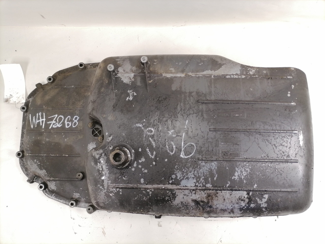 Scania Oil sump 2023780 - Ölwanne für LKW: das Bild 4 Scania Oil sump 2023780 - Ölwanne für LKW: das Bild 4