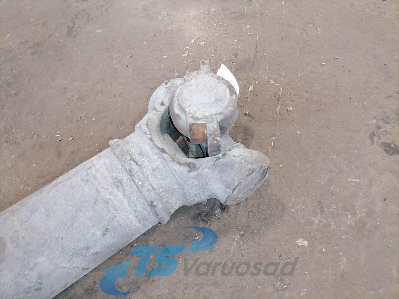 Scania Propeller shaft 1758576 - Kardanwelle für LKW: das Bild 3 Scania Propeller shaft 1758576 - Kardanwelle für LKW: das Bild 3