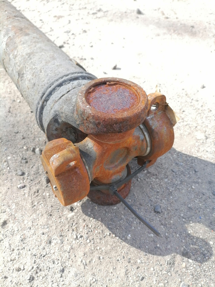 Scania Propeller shaft 1758616 - Kardanwelle für LKW: das Bild 3 Scania Propeller shaft 1758616 - Kardanwelle für LKW: das Bild 3