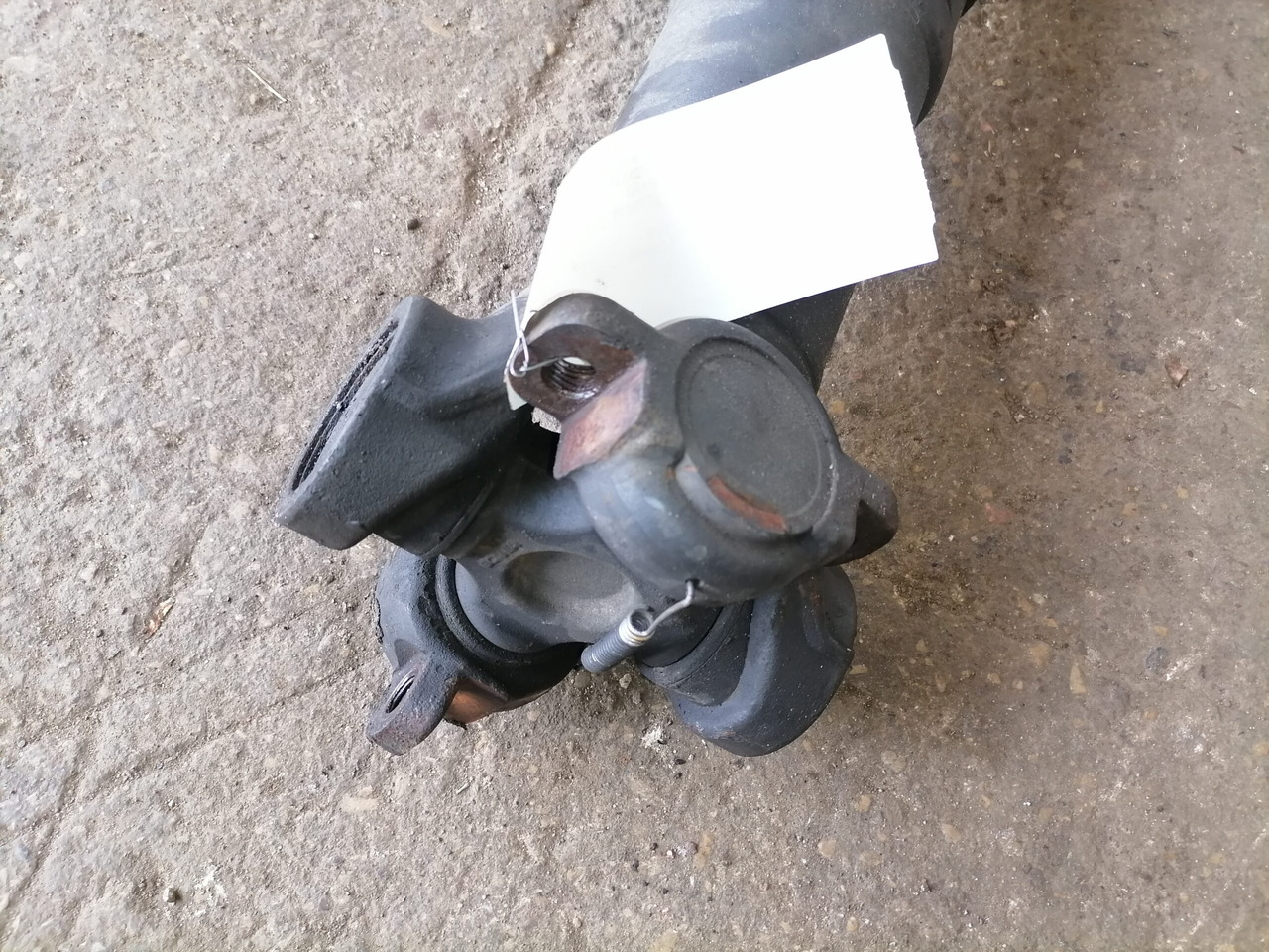 Scania Propeller shaft 1758616 - Kardanwelle für LKW: das Bild 3 Scania Propeller shaft 1758616 - Kardanwelle für LKW: das Bild 3