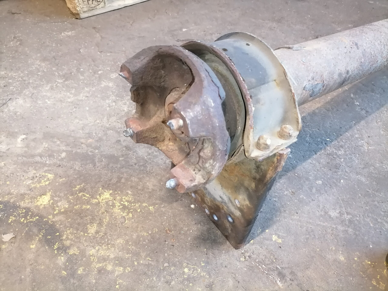 Scania Propeller shaft 1759134 - Kardanwelle für LKW: das Bild 3 Scania Propeller shaft 1759134 - Kardanwelle für LKW: das Bild 3