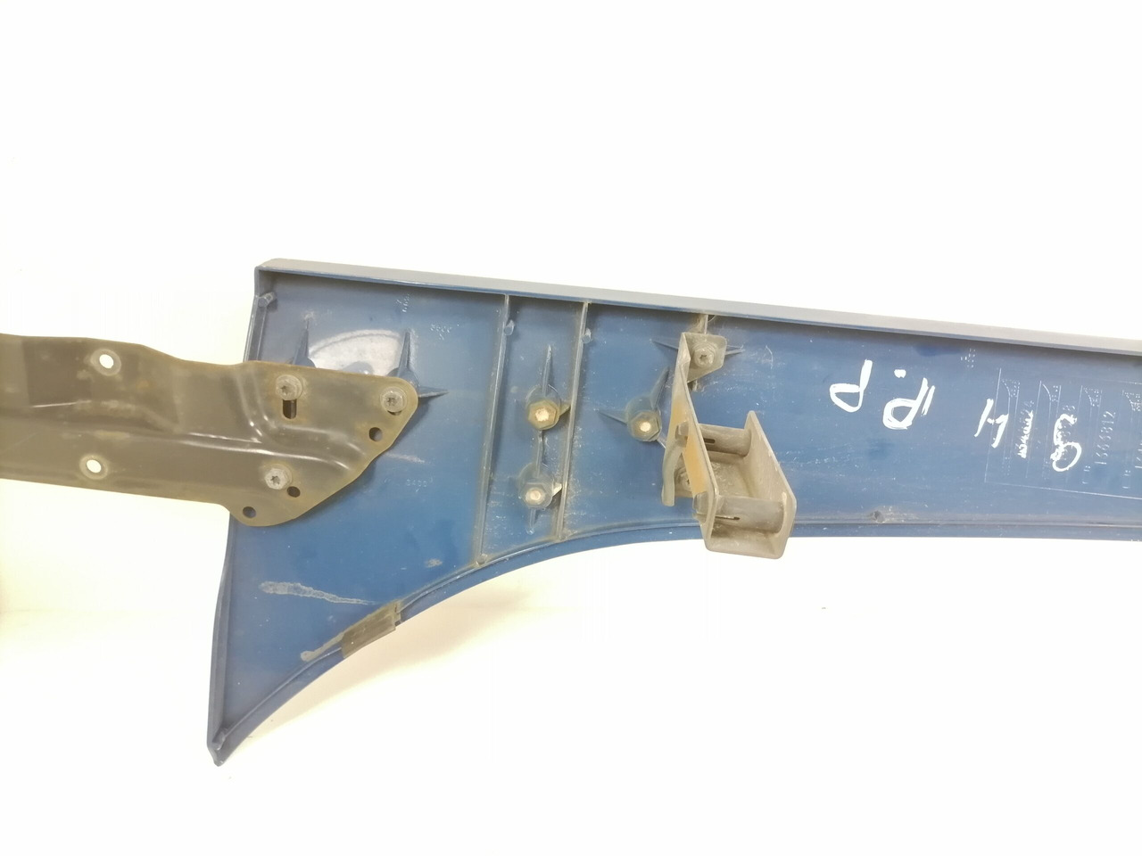 Scania Scania cab wind deflector, right side 1348520 - Aeropack/ Spoiler für LKW: das Bild 3 Scania Scania cab wind deflector, right side 1348520 - Aeropack/ Spoiler für LKW: das Bild 3