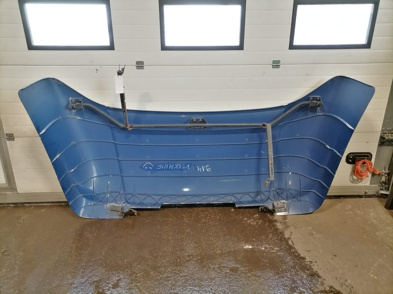 Scania Scania cab wind deflector, roof 1757973 - Aeropack/ Spoiler für LKW: das Bild 5 Scania Scania cab wind deflector, roof 1757973 - Aeropack/ Spoiler für LKW: das Bild 5