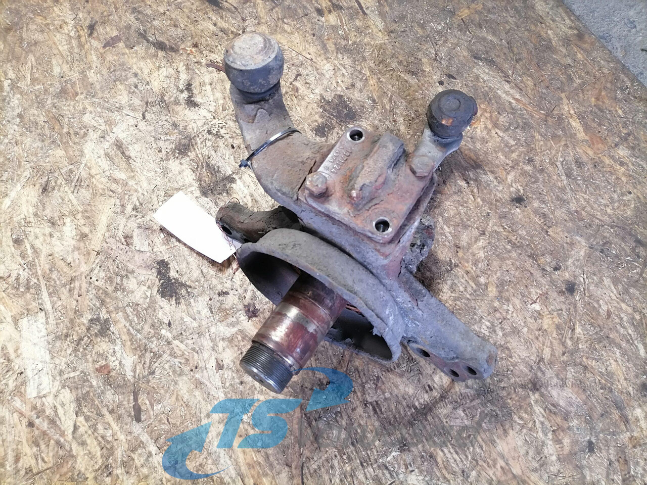 Scania Steering knuckle 1895937 - Achse und Teile für LKW: das Bild 2 Scania Steering knuckle 1895937 - Achse und Teile für LKW: das Bild 2