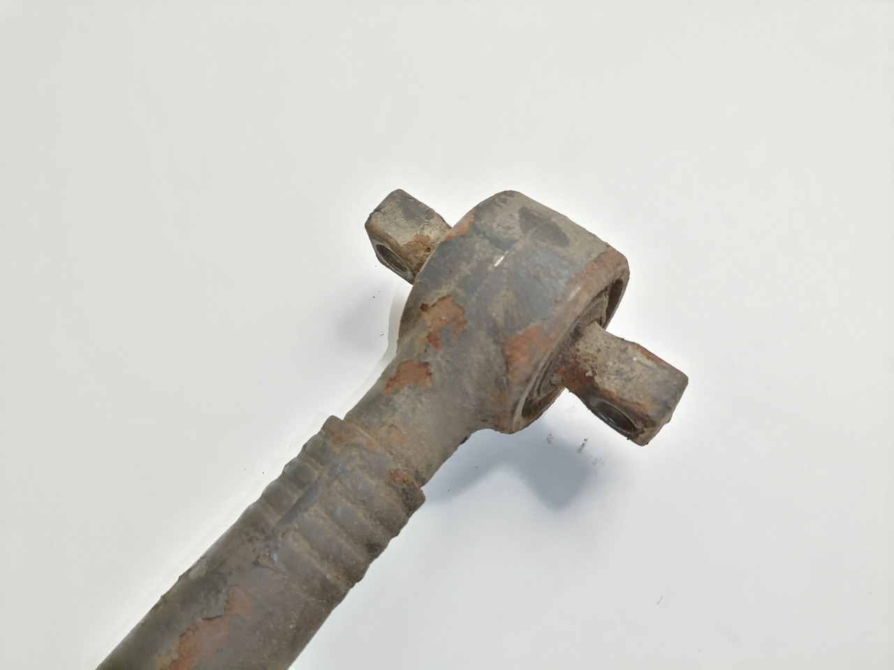 Scania Torque rod 1393298 - Achse und Teile für LKW: das Bild 3 Scania Torque rod 1393298 - Achse und Teile für LKW: das Bild 3