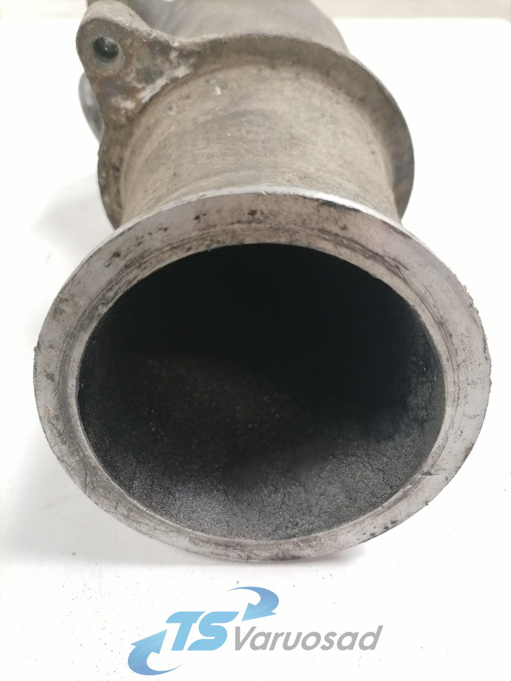 Scania intercooler pipe 1375487 - Interkühler für LKW: das Bild 2 Scania intercooler pipe 1375487 - Interkühler für LKW: das Bild 2