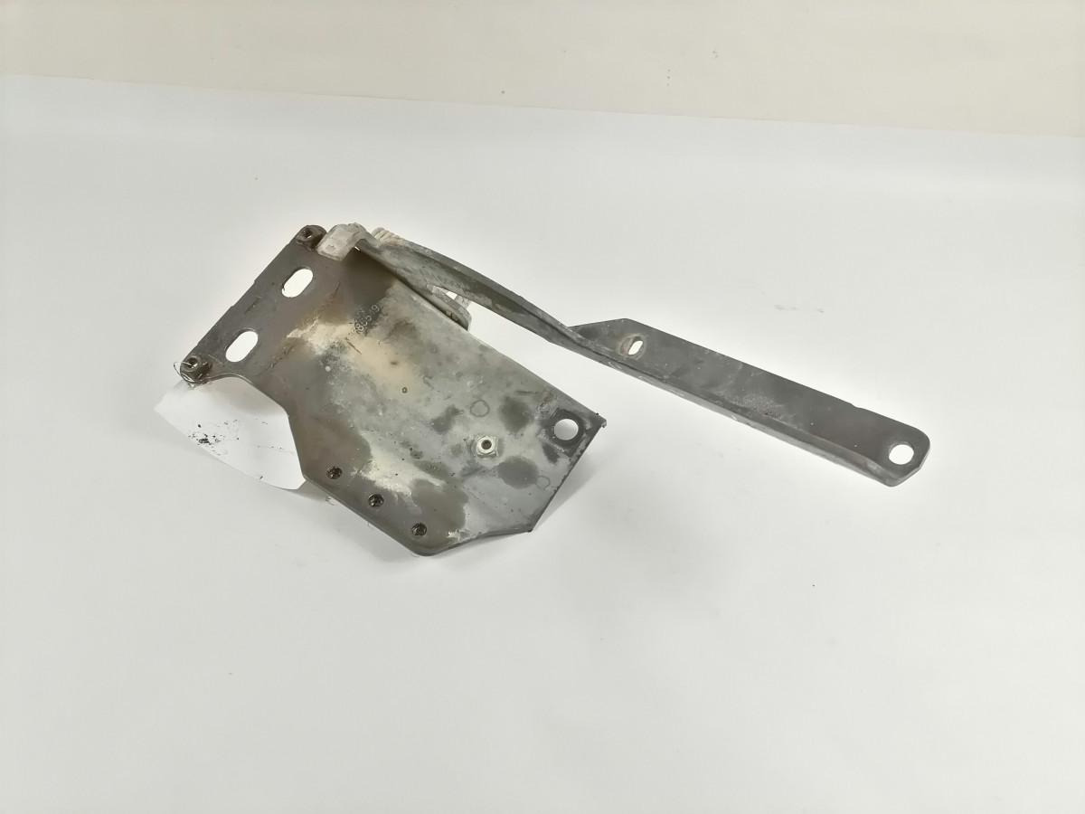Scania lower grille carrier hinge 1785549 - Kühlergrill für LKW: das Bild 2 Scania lower grille carrier hinge 1785549 - Kühlergrill für LKW: das Bild 2