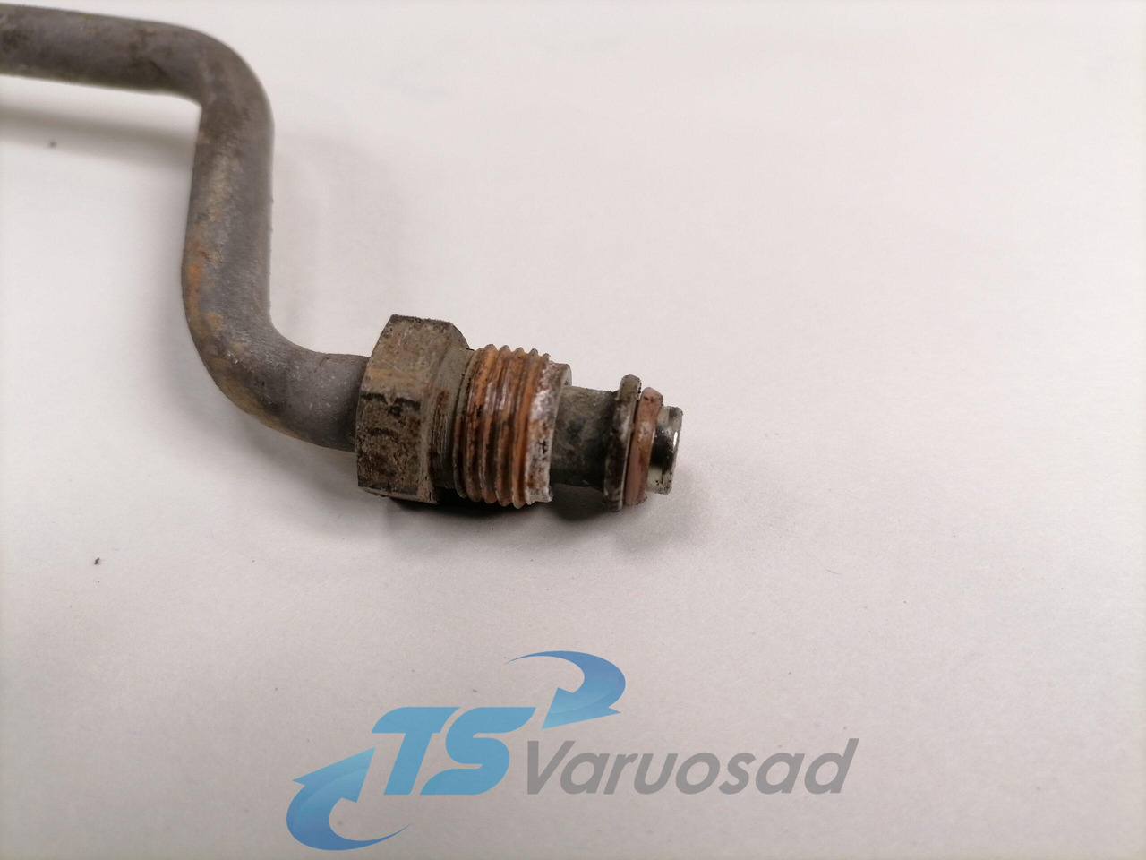 Volvo A/C pipe 20865099 - Heizung/ Lüftung für LKW: das Bild 2 Volvo A/C pipe 20865099 - Heizung/ Lüftung für LKW: das Bild 2
