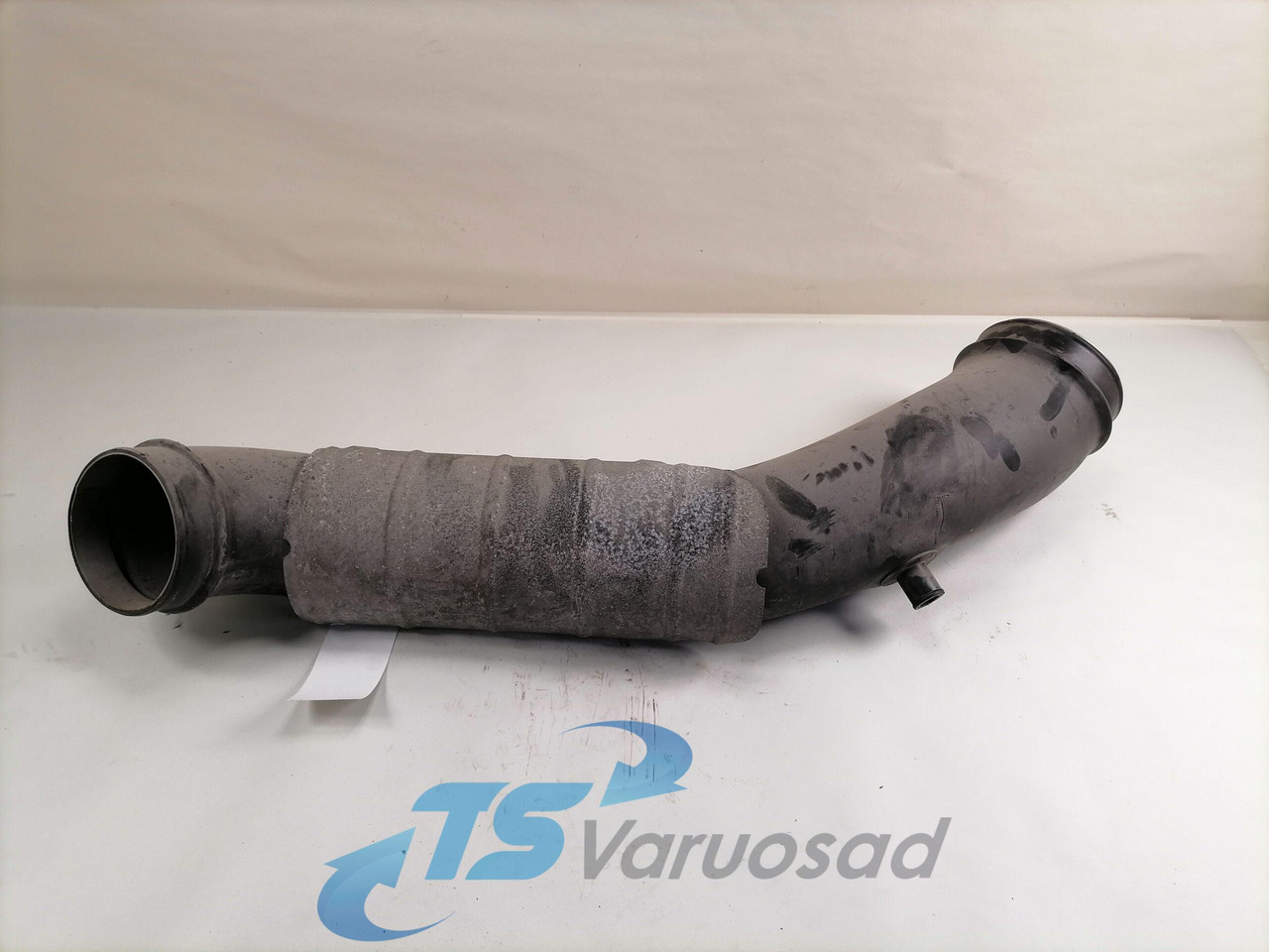 Volvo Air intake 20939724 - Luftansaugsystem für LKW: das Bild 4 Volvo Air intake 20939724 - Luftansaugsystem für LKW: das Bild 4