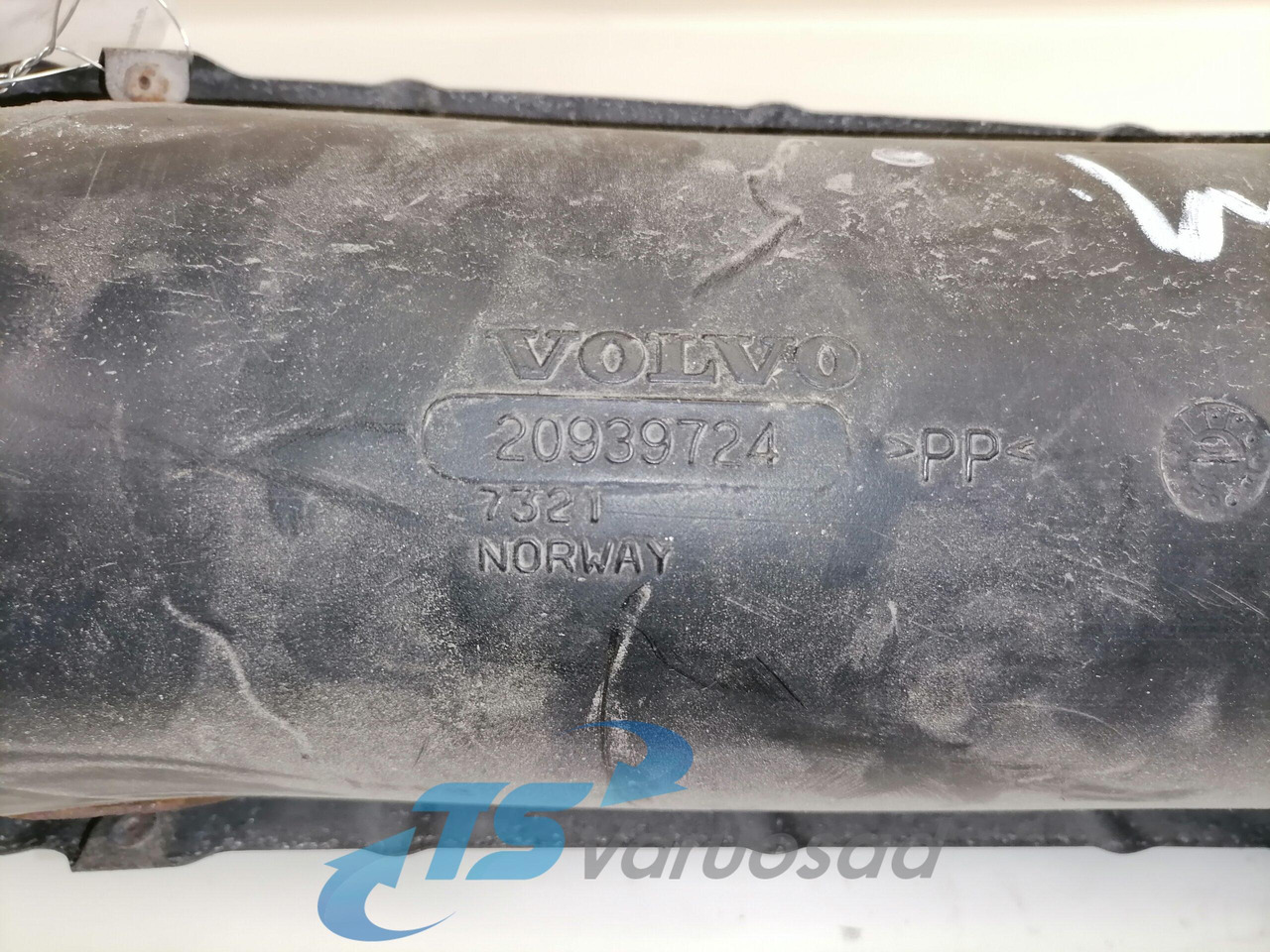 Volvo Air intake 20939724 - Luftansaugsystem für LKW: das Bild 5 Volvo Air intake 20939724 - Luftansaugsystem für LKW: das Bild 5