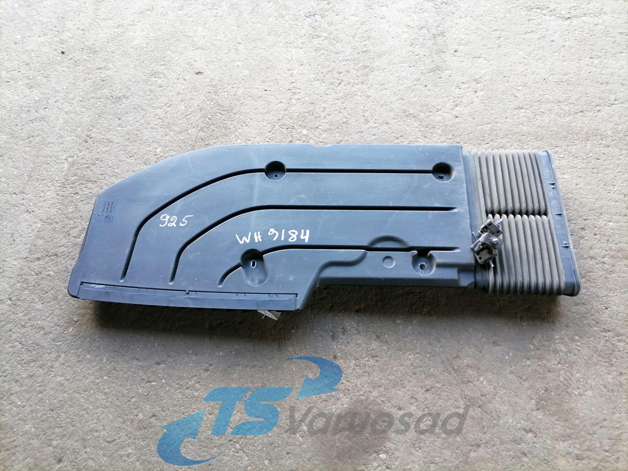 Volvo Air intake 5010626022 - Luftansaugsystem für LKW: das Bild 1 Volvo Air intake 5010626022 - Luftansaugsystem für LKW: das Bild 1