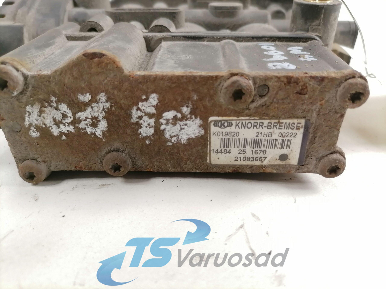 Volvo Air suspension control valve, ECAS 21083657 - Bremsventil für LKW: das Bild 4 Volvo Air suspension control valve, ECAS 21083657 - Bremsventil für LKW: das Bild 4