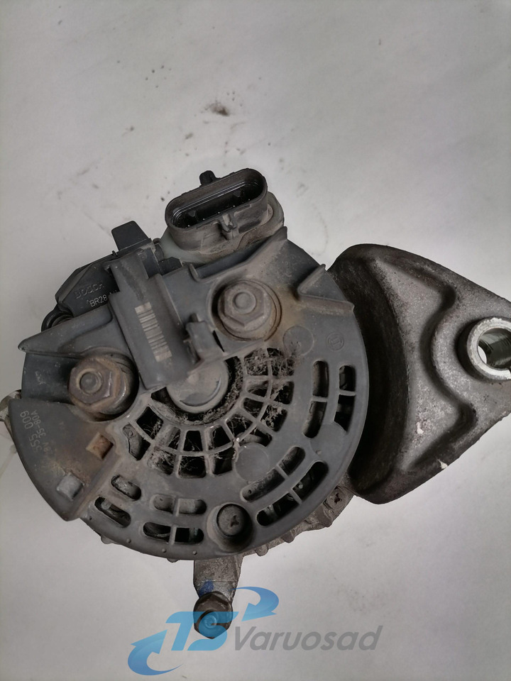 Volvo Alternator 0986046290 - Lichtmaschine für LKW: das Bild 2 Volvo Alternator 0986046290 - Lichtmaschine für LKW: das Bild 2