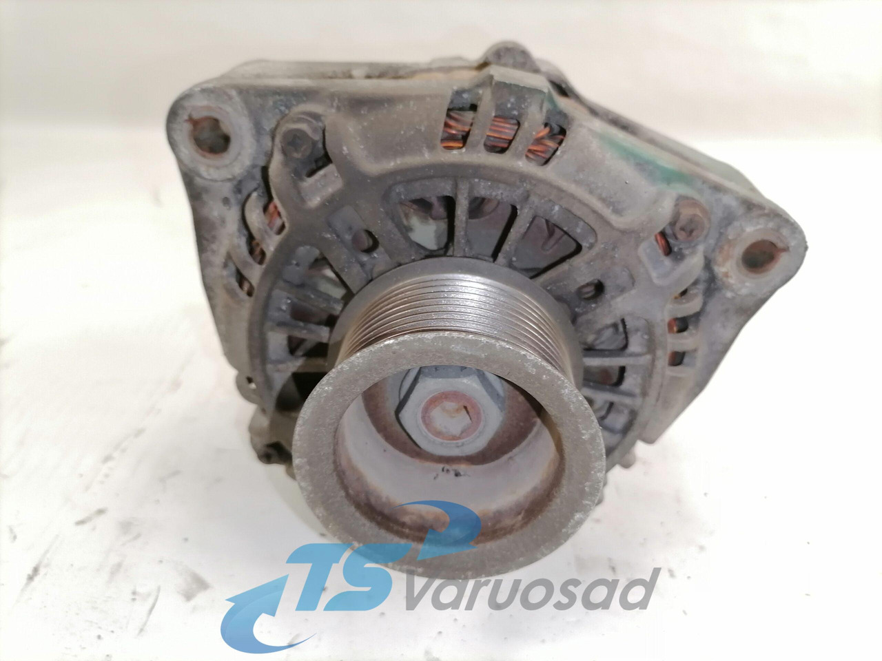 Volvo Alternator 20707050 - Lichtmaschine für LKW: das Bild 3 Volvo Alternator 20707050 - Lichtmaschine für LKW: das Bild 3