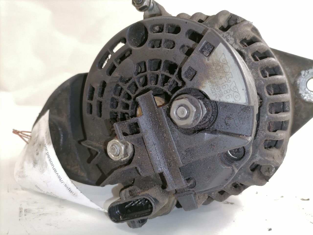 Volvo Alternator 20741686 - Lichtmaschine für LKW: das Bild 3 Volvo Alternator 20741686 - Lichtmaschine für LKW: das Bild 3