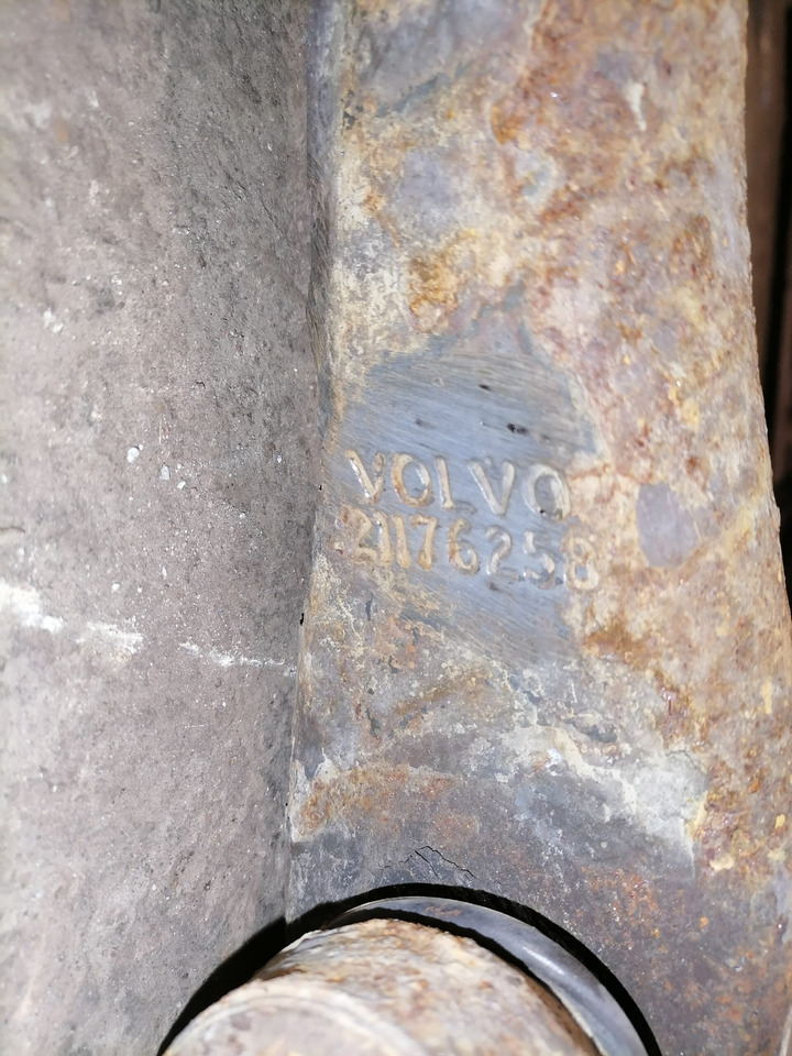 Volvo Anti-roll bar 21176258 - Stabilisator für LKW: das Bild 2 Volvo Anti-roll bar 21176258 - Stabilisator für LKW: das Bild 2