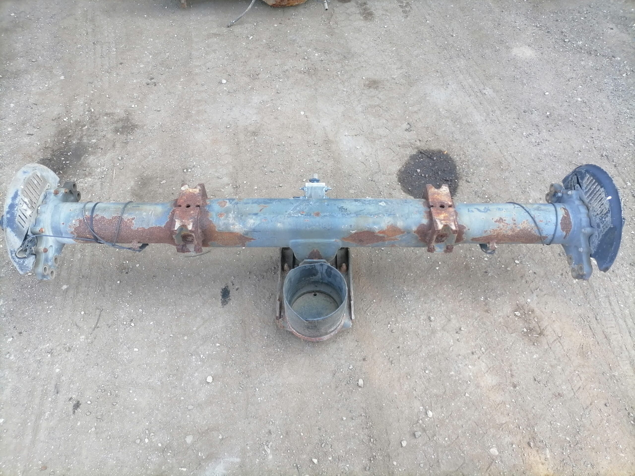Volvo Axel housing 20888027 - Achse und Teile für LKW: das Bild 2 Volvo Axel housing 20888027 - Achse und Teile für LKW: das Bild 2