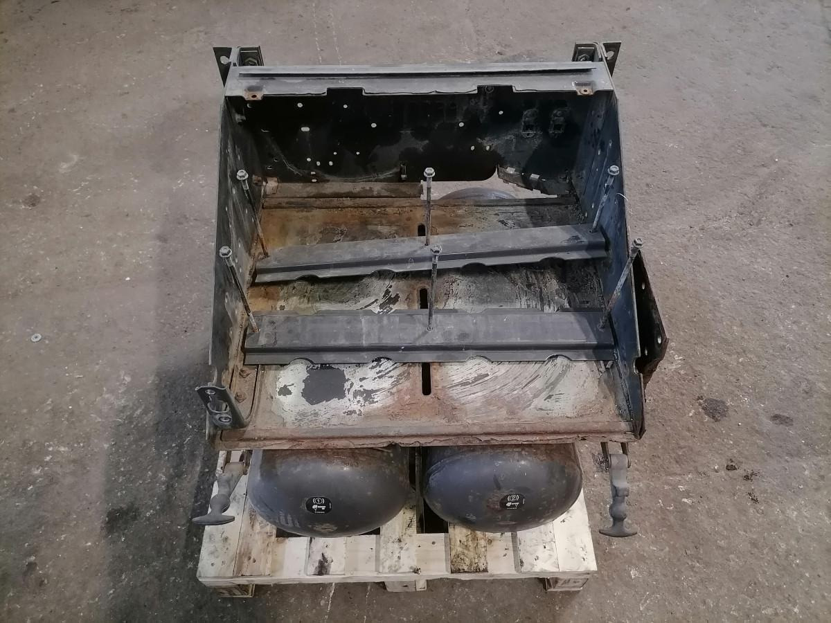 Volvo Battery box 20923091 - Batterie für LKW: das Bild 3 Volvo Battery box 20923091 - Batterie für LKW: das Bild 3