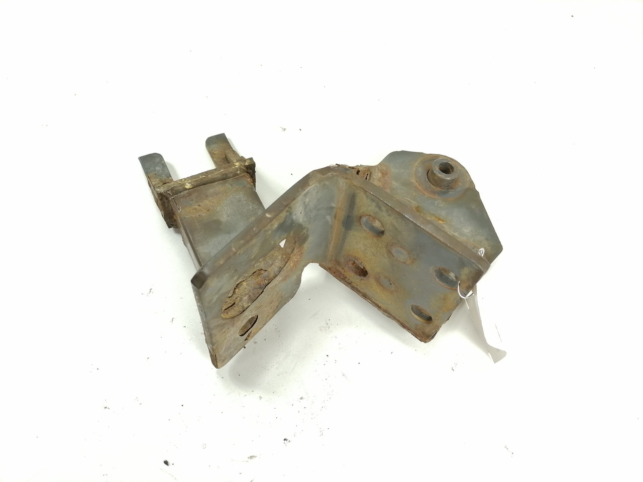 Volvo Bumper bracket 20499244 - Stoßstange für LKW: das Bild 2 Volvo Bumper bracket 20499244 - Stoßstange für LKW: das Bild 2