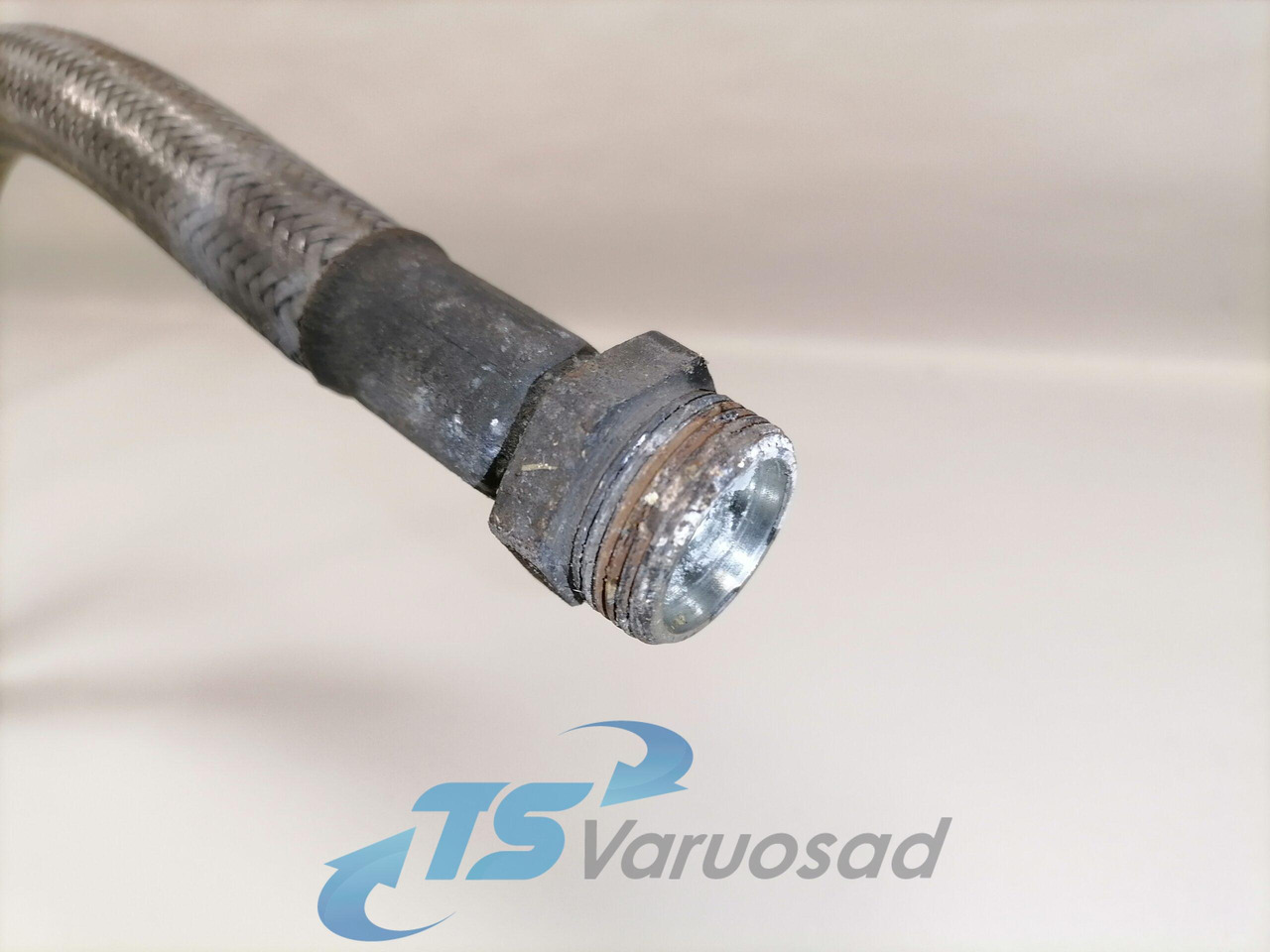 Volvo Compressor air pipe 22321353 - Druckluftbremse für LKW: das Bild 2 Volvo Compressor air pipe 22321353 - Druckluftbremse für LKW: das Bild 2