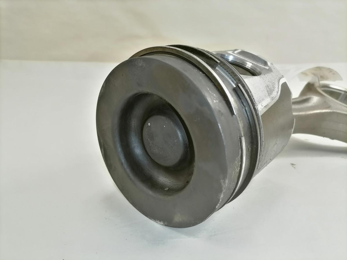 Volvo Connecting rod + piston 20980449 - Kolbe/ Ring/ Laufbuchse für LKW: das Bild 3 Volvo Connecting rod + piston 20980449 - Kolbe/ Ring/ Laufbuchse für LKW: das Bild 3